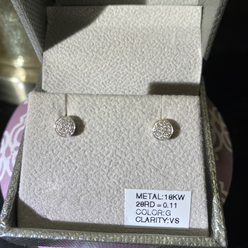 Bony Levy 18k stud earrings w/diamonds
